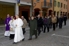 foto "cavazione parti" divisione novennale 2011 - 2020 Partecipanza Agraria di S.Agata Bolognese nella sala delle colonne appena ristrutturata fotografie di Umberto Guizzardi